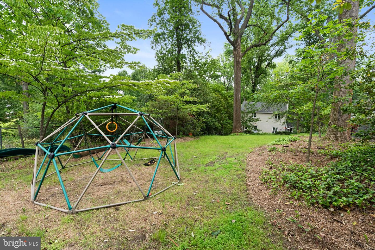 3210 OLD DOMINION BLVD, ALEXANDRIA, Virginia 22305, 3 Bedrooms Bedrooms, ,2 BathroomsBathrooms,Residential,For sale,3210 OLD DOMINION BLVD,VAAX2047952 MLS # VAAX2047952