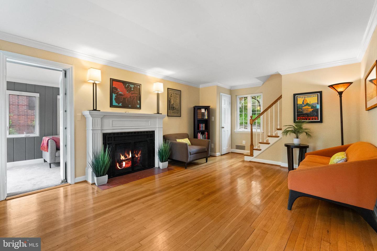 3210 OLD DOMINION BLVD, ALEXANDRIA, Virginia 22305, 3 Bedrooms Bedrooms, ,2 BathroomsBathrooms,Residential,For sale,3210 OLD DOMINION BLVD,VAAX2047952 MLS # VAAX2047952