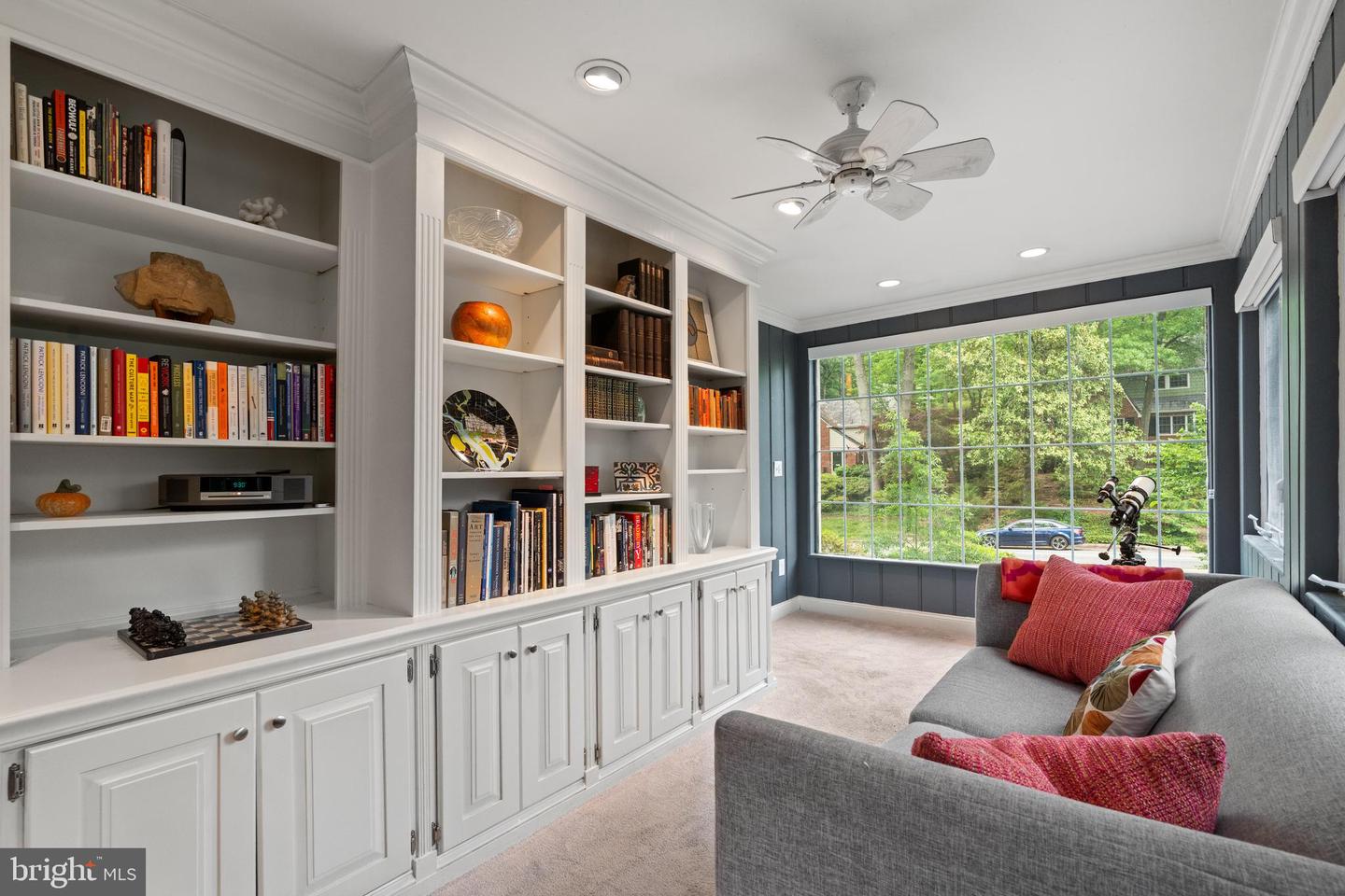 3210 OLD DOMINION BLVD, ALEXANDRIA, Virginia 22305, 3 Bedrooms Bedrooms, ,2 BathroomsBathrooms,Residential,For sale,3210 OLD DOMINION BLVD,VAAX2047952 MLS # VAAX2047952