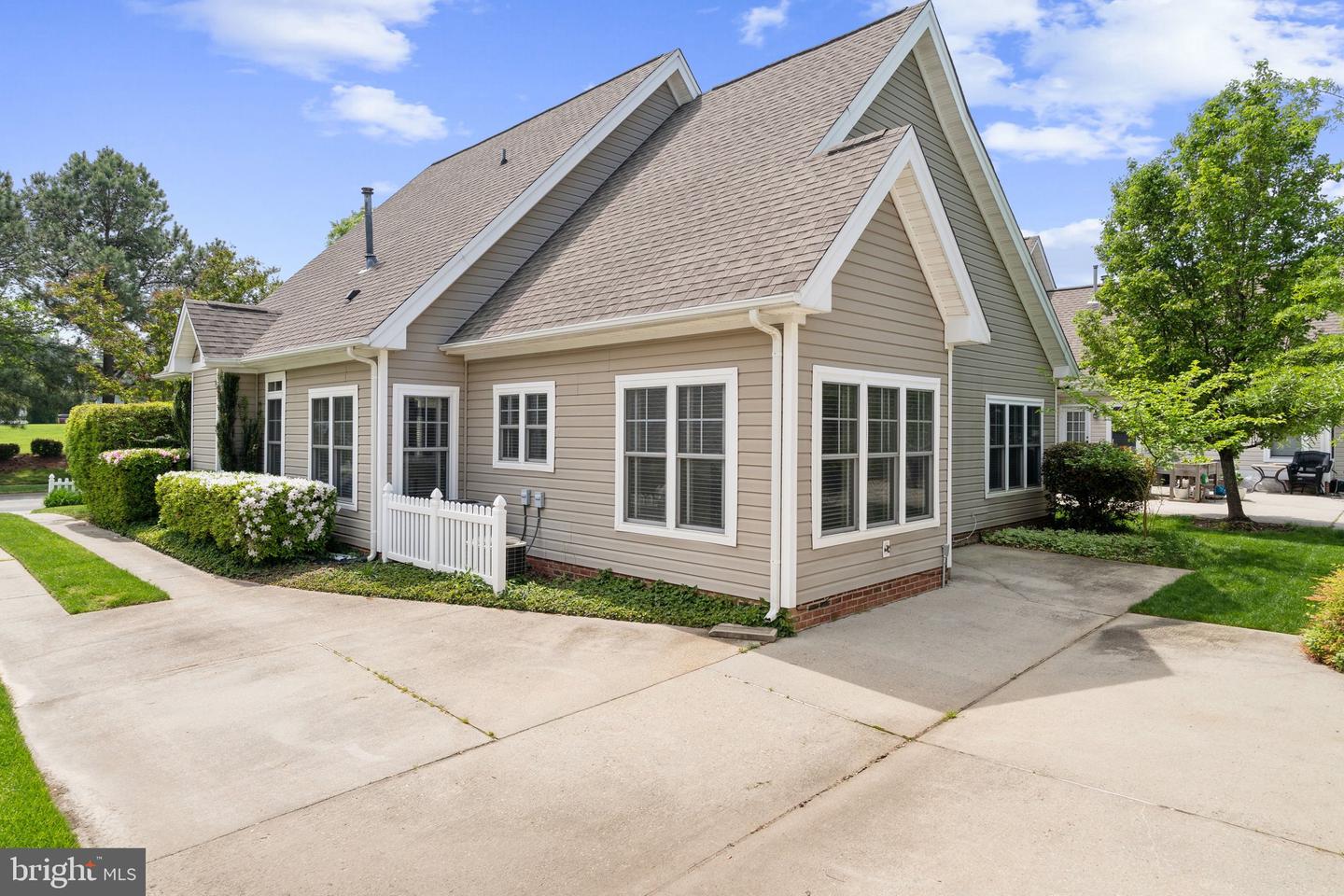 9035 PLANTERS XING, TOANO, Virginia 23168, 4 Bedrooms Bedrooms, ,3 BathroomsBathrooms,Residential,For sale,9035 PLANTERS XING,VAJC2000508 MLS # VAJC2000508