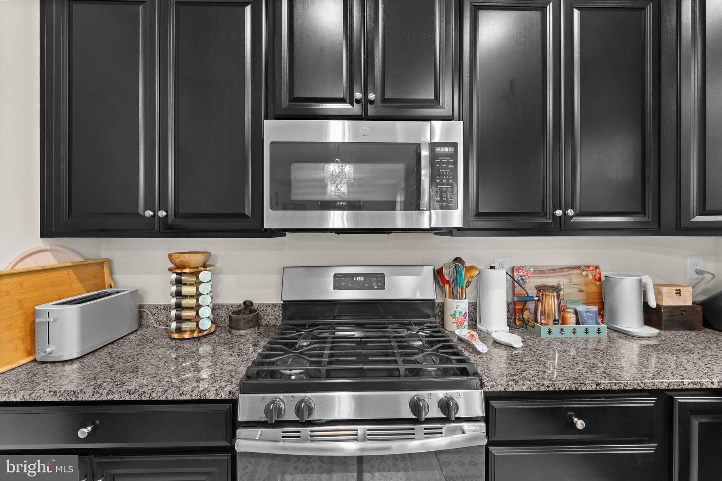 702 MONUMENT, CULPEPER, Virginia 22701, 4 Bedrooms Bedrooms, ,3 BathroomsBathrooms,Residential,For sale,702 MONUMENT,VACU2011138 MLS # VACU2011138
