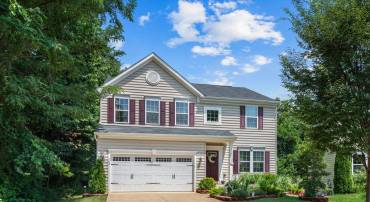 702 MONUMENT, CULPEPER, Virginia 22701, 8 Bedrooms Bedrooms, ,5 BathroomsBathrooms,Residential,For sale,702 MONUMENT,VACU2011138 MLS # VACU2011138
