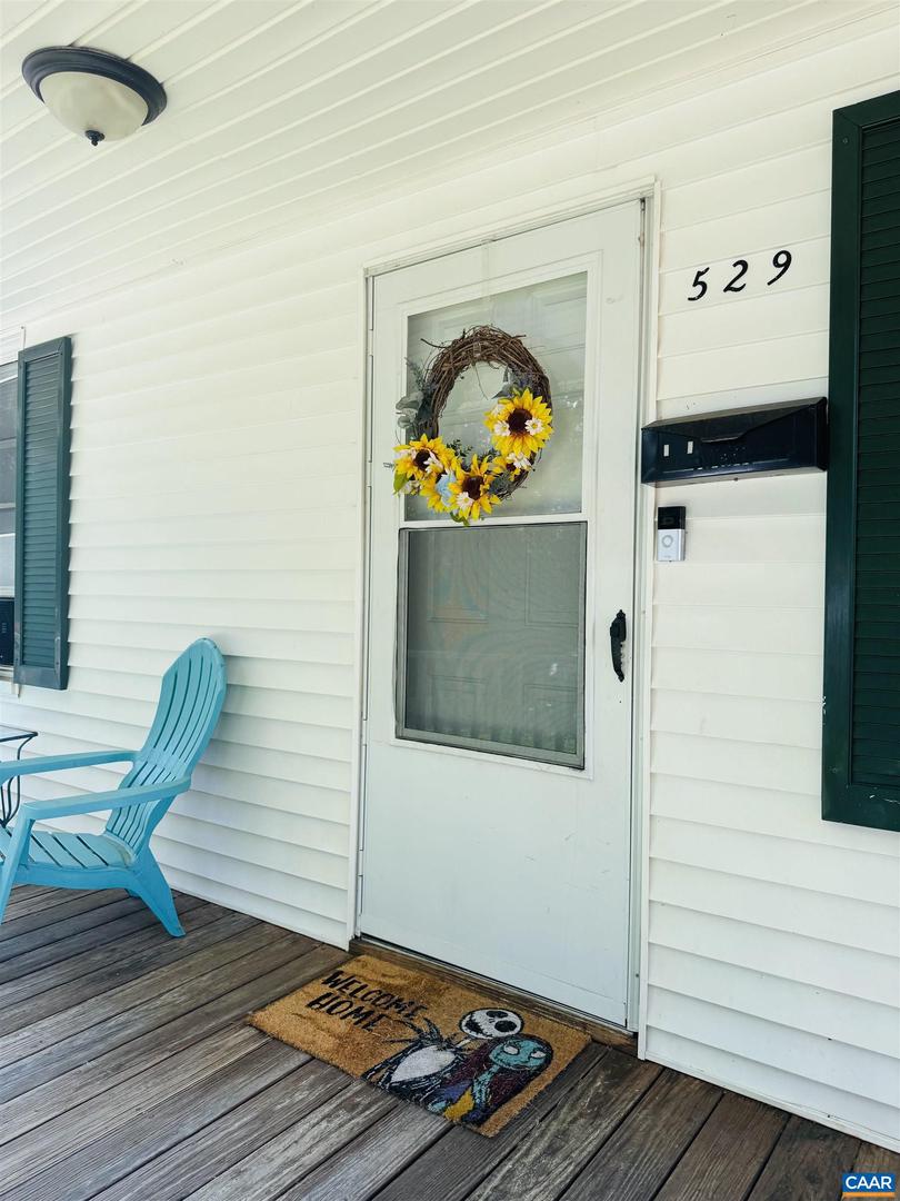 529 BLUFF AVE, WAYNESBORO, Virginia 22980, 2 Bedrooms Bedrooms, ,1 BathroomBathrooms,Residential,For sale,529 BLUFF AVE,667288 MLS # 667288