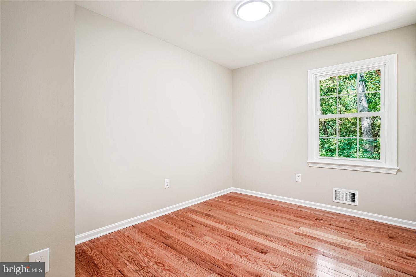 8108 KINGS POINT CT., SPRINGFIELD, Virginia 22153, 4 Bedrooms Bedrooms, ,3 BathroomsBathrooms,Residential,For sale,8108 KINGS POINT CT.,VAFX2258524 MLS # VAFX2258524