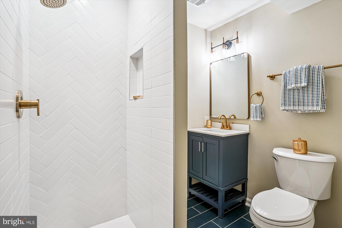 8108 KINGS POINT CT., SPRINGFIELD, Virginia 22153, 4 Bedrooms Bedrooms, ,3 BathroomsBathrooms,Residential,For sale,8108 KINGS POINT CT.,VAFX2258524 MLS # VAFX2258524
