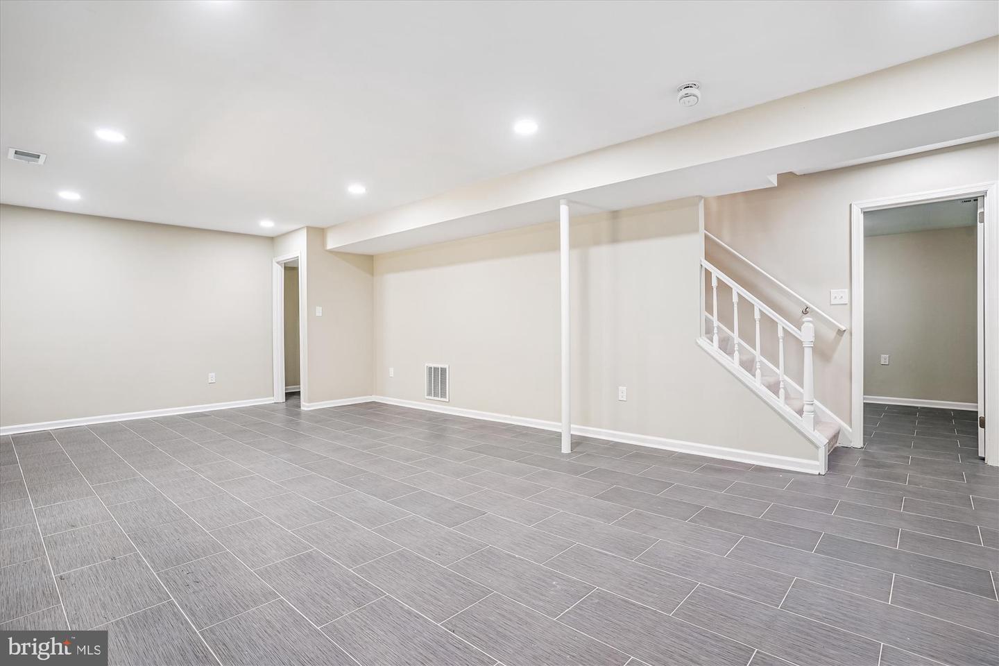 8108 KINGS POINT CT., SPRINGFIELD, Virginia 22153, 4 Bedrooms Bedrooms, ,3 BathroomsBathrooms,Residential,For sale,8108 KINGS POINT CT.,VAFX2258524 MLS # VAFX2258524
