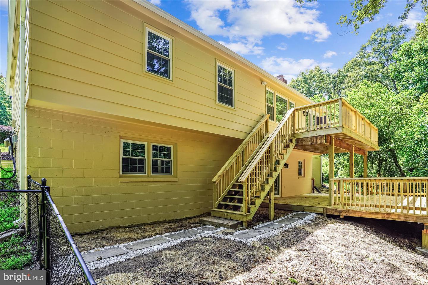 8108 KINGS POINT CT., SPRINGFIELD, Virginia 22153, 4 Bedrooms Bedrooms, ,3 BathroomsBathrooms,Residential,For sale,8108 KINGS POINT CT.,VAFX2258524 MLS # VAFX2258524
