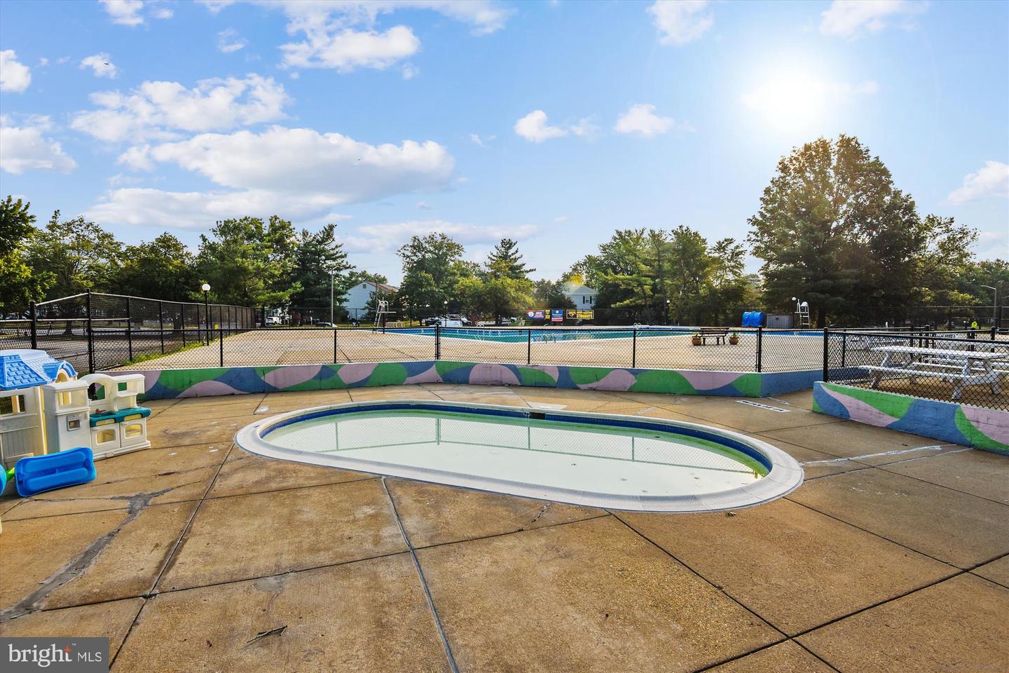 8108 KINGS POINT CT., SPRINGFIELD, Virginia 22153, 4 Bedrooms Bedrooms, ,3 BathroomsBathrooms,Residential,For sale,8108 KINGS POINT CT.,VAFX2258524 MLS # VAFX2258524