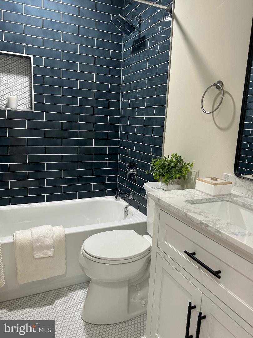 8108 KINGS POINT, SPRINGFIELD, Virginia 22153, 4 Bedrooms Bedrooms, ,3 BathroomsBathrooms,Residential,For sale,8108 KINGS POINT,VAFX2258524 MLS # VAFX2258524