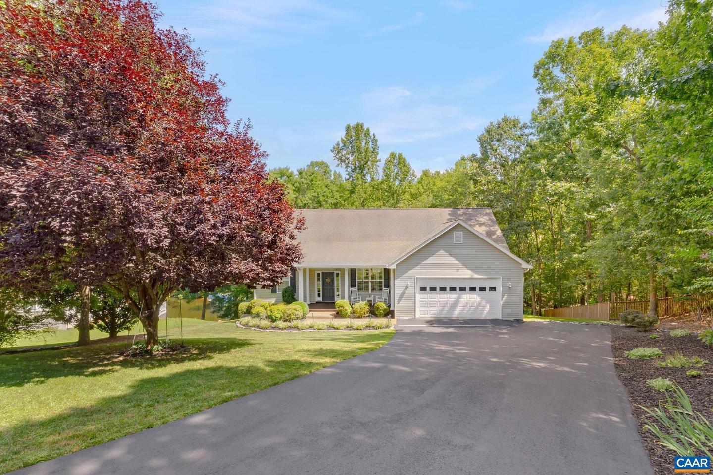 27 KINGSWOOD RD, PALMYRA, Virginia 22963, 4 Bedrooms Bedrooms, ,3 BathroomsBathrooms,Residential,For sale,27 KINGSWOOD RD,667290 MLS # 667290