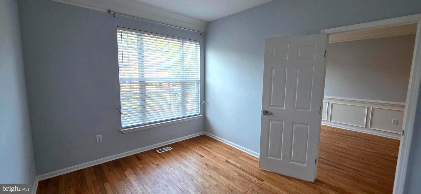 43183 GLENELDER TER, ASHBURN, Virginia 20147, 4 Bedrooms Bedrooms, ,3 BathroomsBathrooms,Residential,For sale,43183 GLENELDER TER,VALO2103530 MLS # VALO2103530