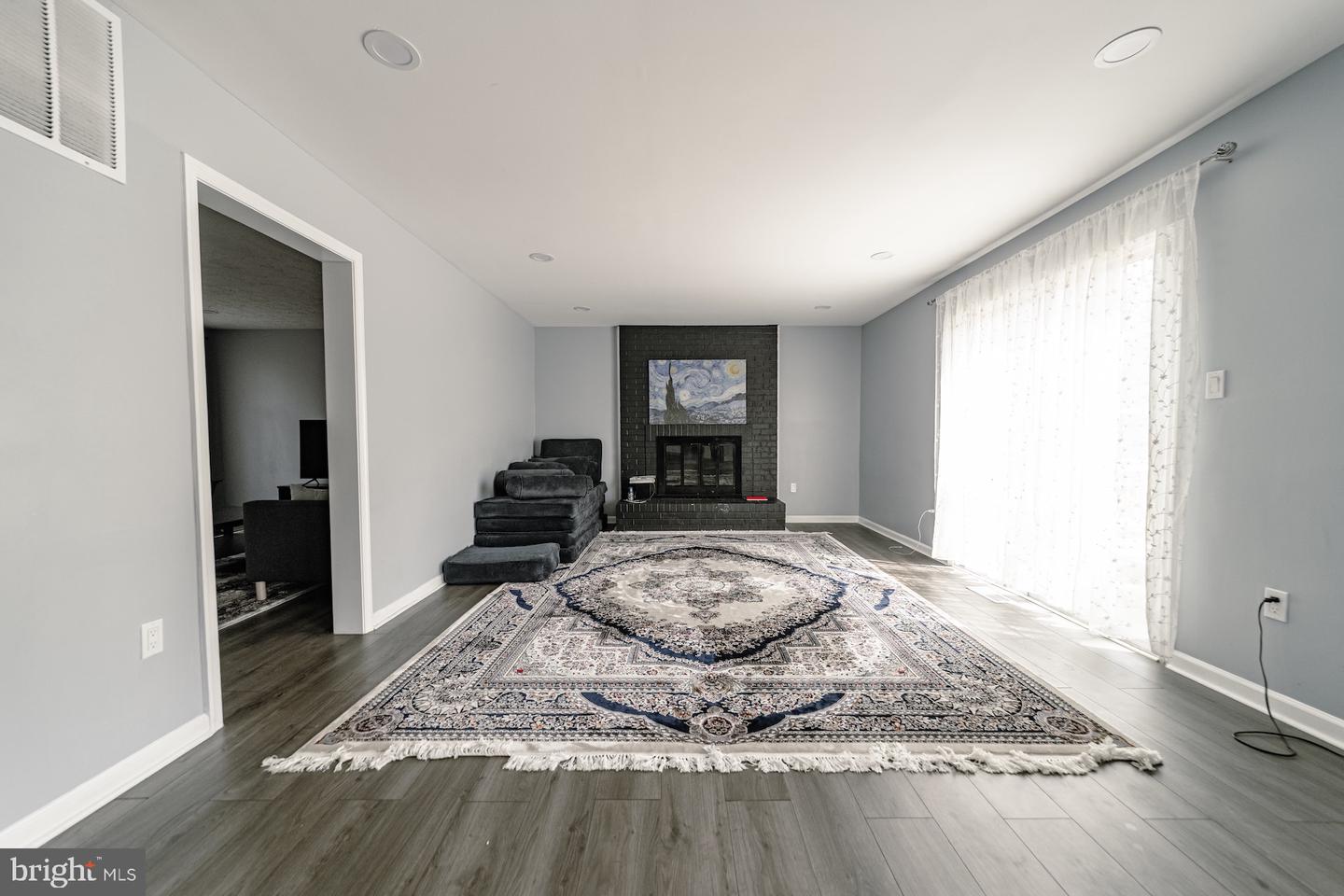 3867 ORIOLE CT, DUMFRIES, Virginia 22025, 5 Bedrooms Bedrooms, ,4 BathroomsBathrooms,Residential,For sale,3867 ORIOLE CT,VAPW2100400 MLS # VAPW2100400