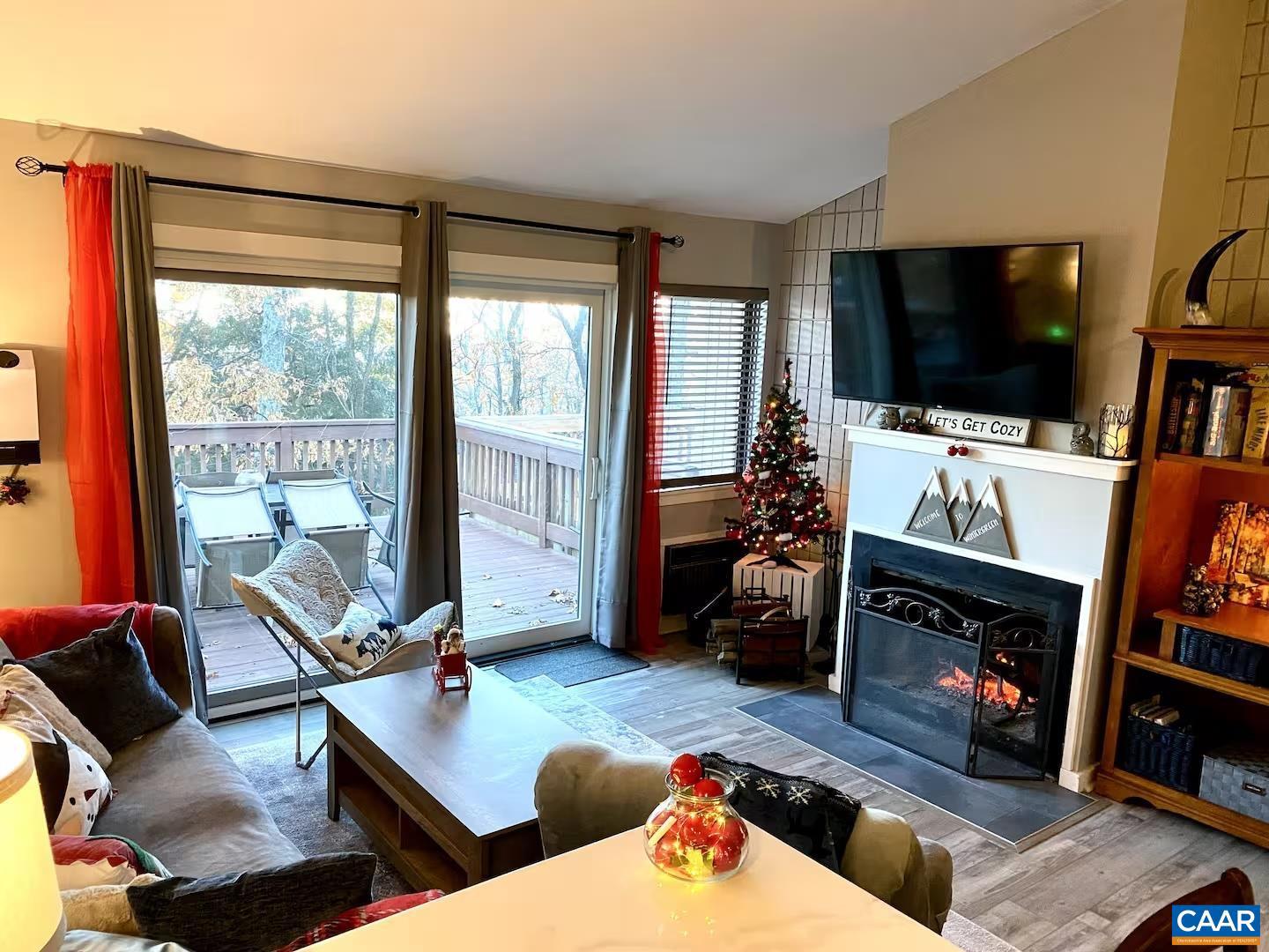 649 WHITE OAK CONDOS, WINTERGREEN RESORT, Virginia 22967, 2 Bedrooms Bedrooms, ,2 BathroomsBathrooms,Residential,For sale,649 WHITE OAK CONDOS,667298 MLS # 667298