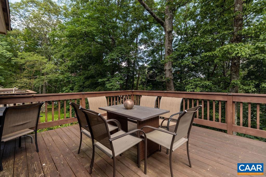 649 WHITE OAK CONDOS, WINTERGREEN RESORT, Virginia 22967, 2 Bedrooms Bedrooms, ,2 BathroomsBathrooms,Residential,For sale,649 WHITE OAK CONDOS,667298 MLS # 667298