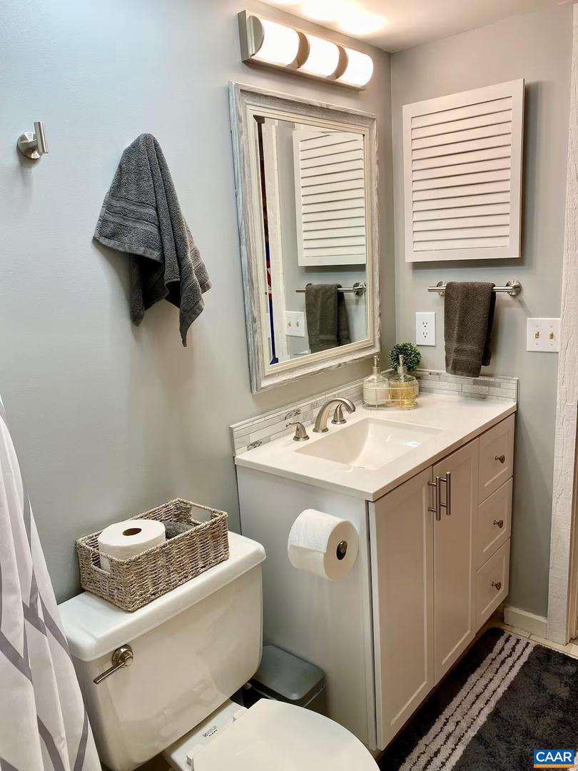 649 WHITE OAK CONDOS, WINTERGREEN RESORT, Virginia 22967, 2 Bedrooms Bedrooms, ,2 BathroomsBathrooms,Residential,For sale,649 WHITE OAK CONDOS,667298 MLS # 667298