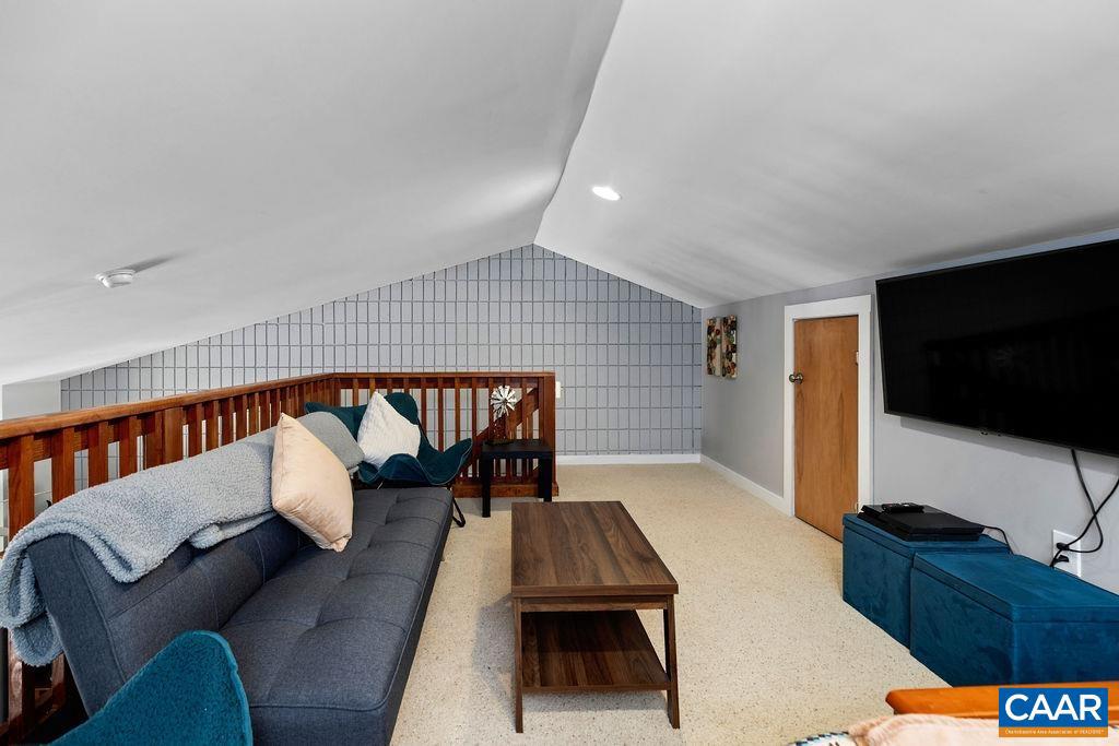 649 WHITE OAK CONDOS, WINTERGREEN RESORT, Virginia 22967, 2 Bedrooms Bedrooms, ,2 BathroomsBathrooms,Residential,For sale,649 WHITE OAK CONDOS,667298 MLS # 667298