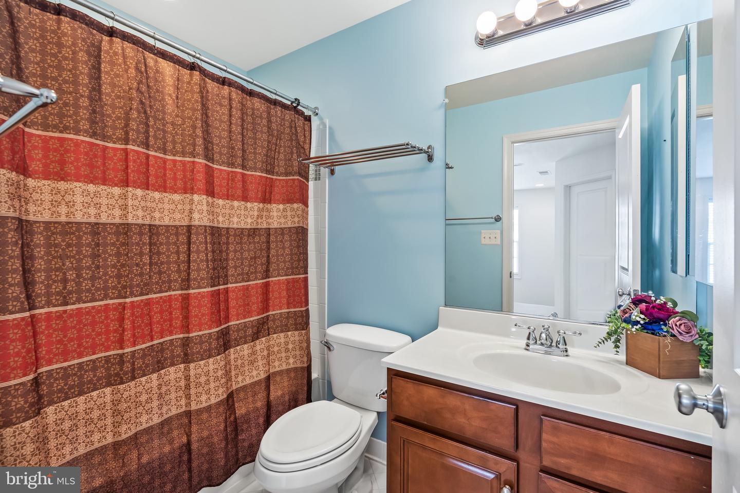 25053 PRAIRIE FIRE SQ, ALDIE, Virginia 20105, 3 Bedrooms Bedrooms, ,3 BathroomsBathrooms,Residential,For sale,25053 PRAIRIE FIRE SQ,VALO2103550 MLS # VALO2103550