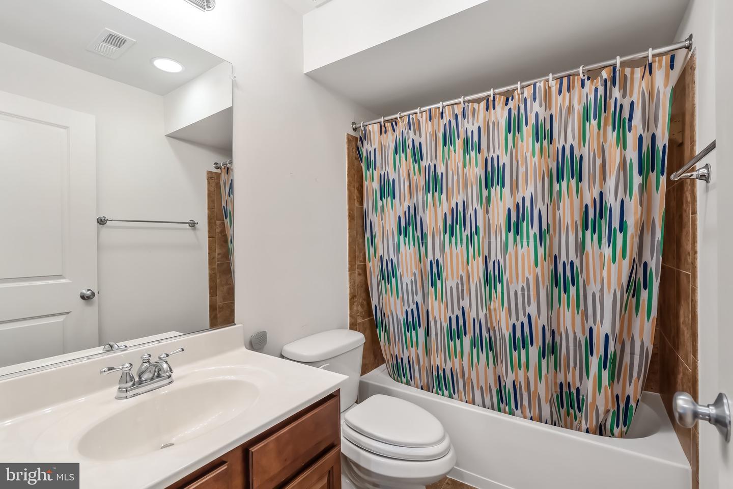 25053 PRAIRIE FIRE SQ, ALDIE, Virginia 20105, 3 Bedrooms Bedrooms, ,3 BathroomsBathrooms,Residential,For sale,25053 PRAIRIE FIRE SQ,VALO2103550 MLS # VALO2103550