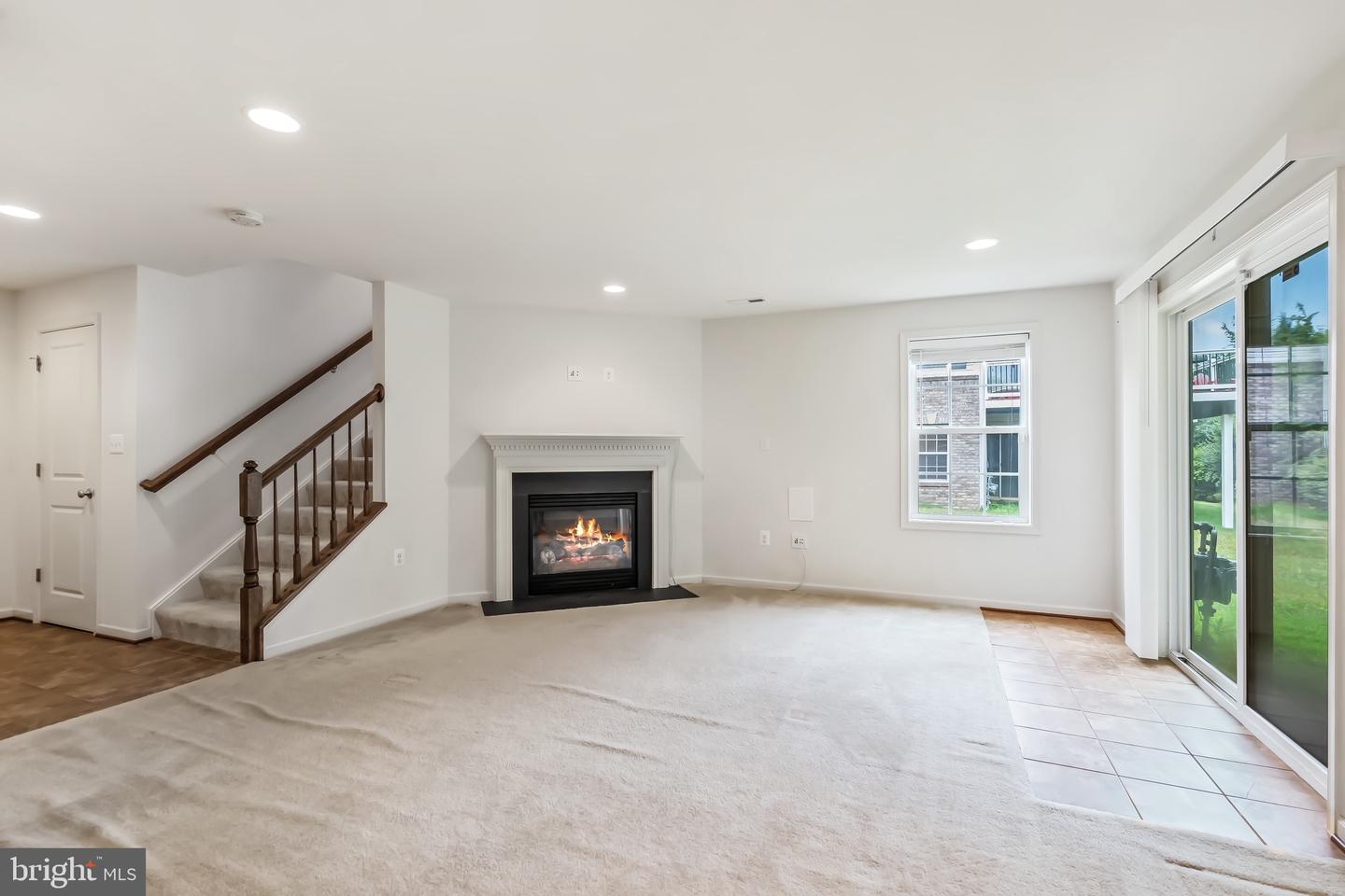 25053 PRAIRIE FIRE SQ, ALDIE, Virginia 20105, 3 Bedrooms Bedrooms, ,3 BathroomsBathrooms,Residential,For sale,25053 PRAIRIE FIRE SQ,VALO2103550 MLS # VALO2103550
