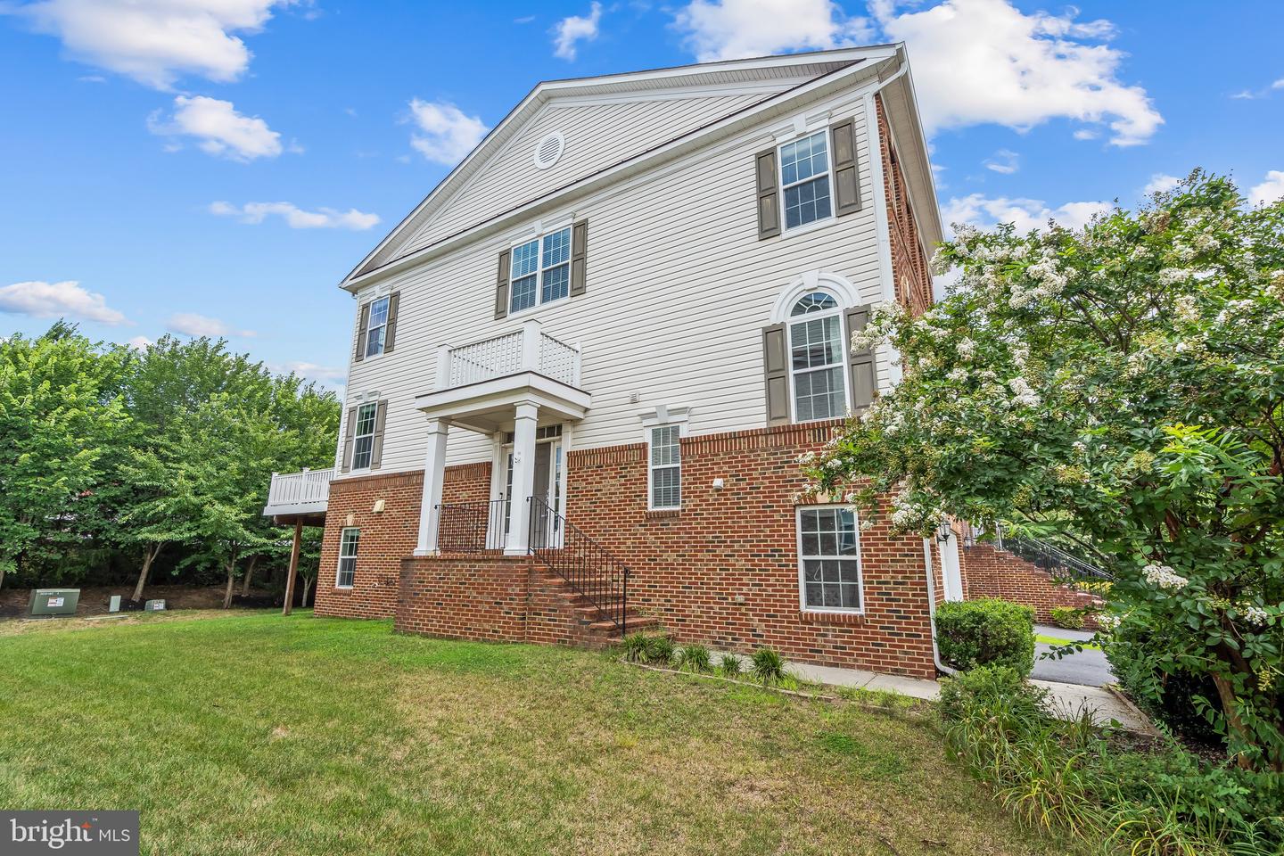 25053 PRAIRIE FIRE SQ, ALDIE, Virginia 20105, 3 Bedrooms Bedrooms, ,3 BathroomsBathrooms,Residential,For sale,25053 PRAIRIE FIRE SQ,VALO2103550 MLS # VALO2103550