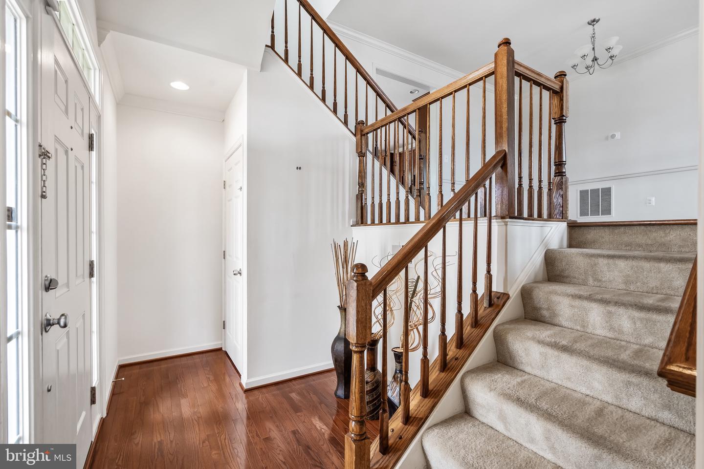 25053 PRAIRIE FIRE SQ, ALDIE, Virginia 20105, 3 Bedrooms Bedrooms, ,3 BathroomsBathrooms,Residential,For sale,25053 PRAIRIE FIRE SQ,VALO2103550 MLS # VALO2103550