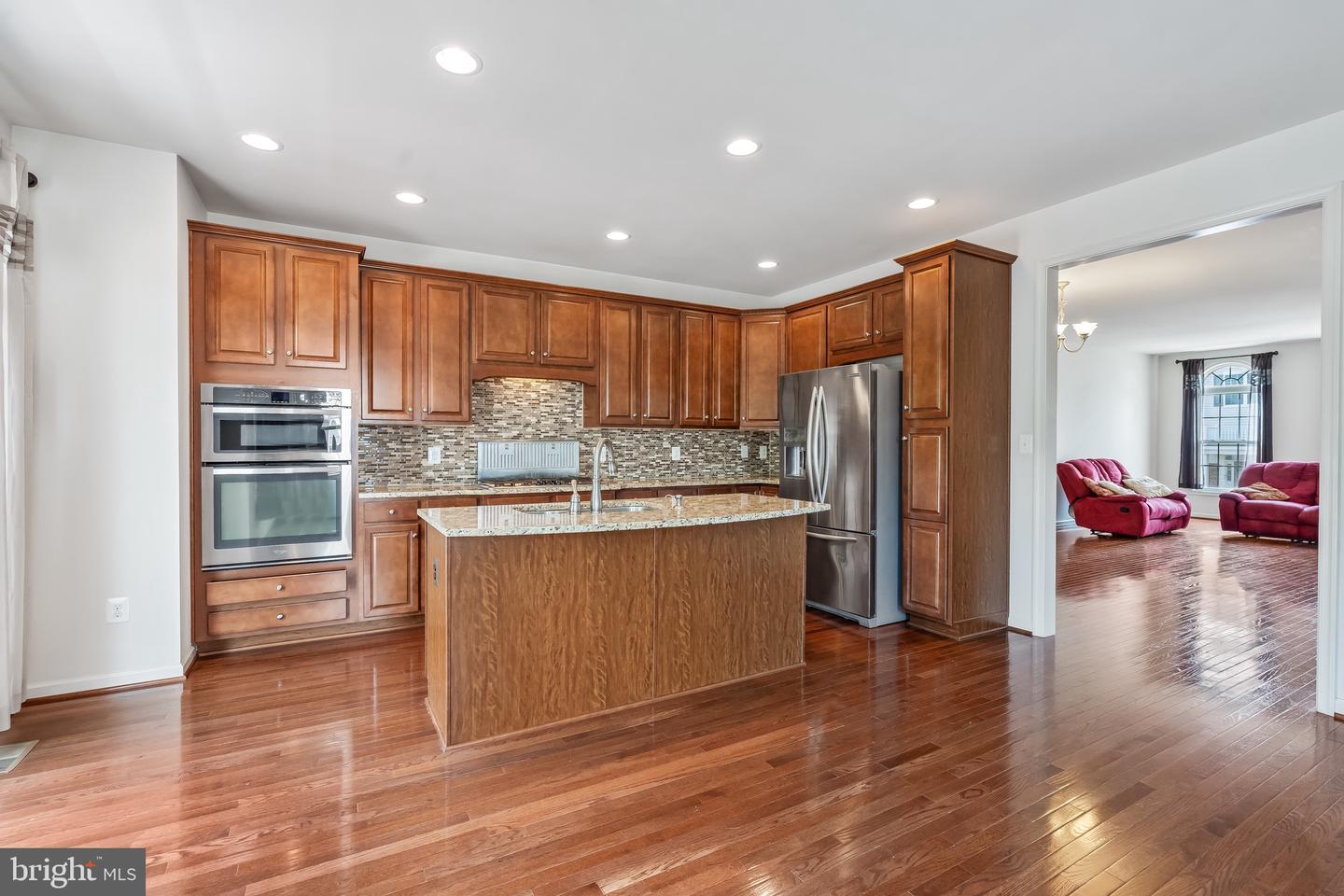 25053 PRAIRIE FIRE SQ, ALDIE, Virginia 20105, 3 Bedrooms Bedrooms, ,3 BathroomsBathrooms,Residential,For sale,25053 PRAIRIE FIRE SQ,VALO2103550 MLS # VALO2103550