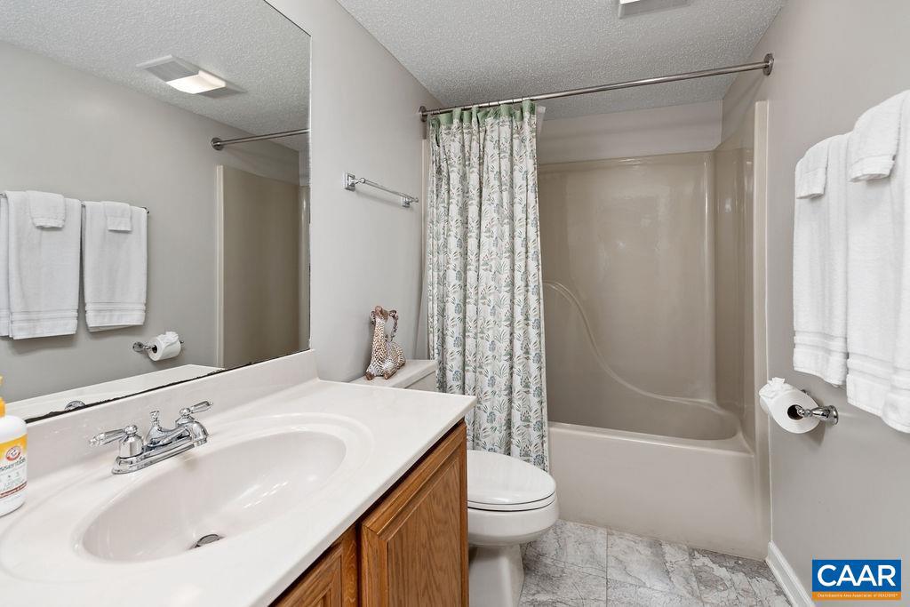2046 STONE RIDGE CONDOS, WINTERGREEN RESORT, Virginia 22967, 3 Bedrooms Bedrooms, ,3 BathroomsBathrooms,Residential,For sale,2046 STONE RIDGE CONDOS,667306 MLS # 667306