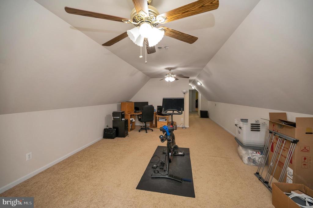 35326 GOSLING LN, LOCUST GROVE, Virginia 22508, 5 Bedrooms Bedrooms, ,4 BathroomsBathrooms,Residential,35326 GOSLING LN,VAOR2009840 MLS # VAOR2009840