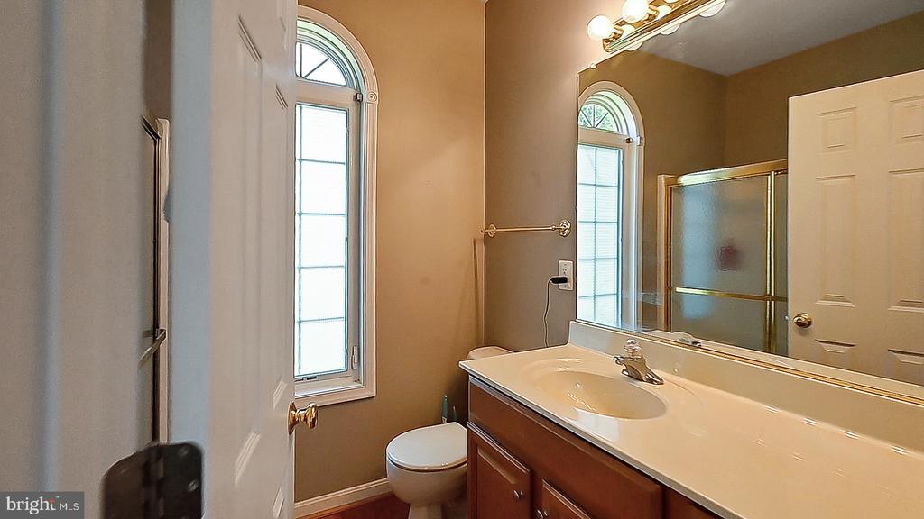35326 GOSLING LN, LOCUST GROVE, Virginia 22508, 5 Bedrooms Bedrooms, ,4 BathroomsBathrooms,Residential,35326 GOSLING LN,VAOR2009840 MLS # VAOR2009840