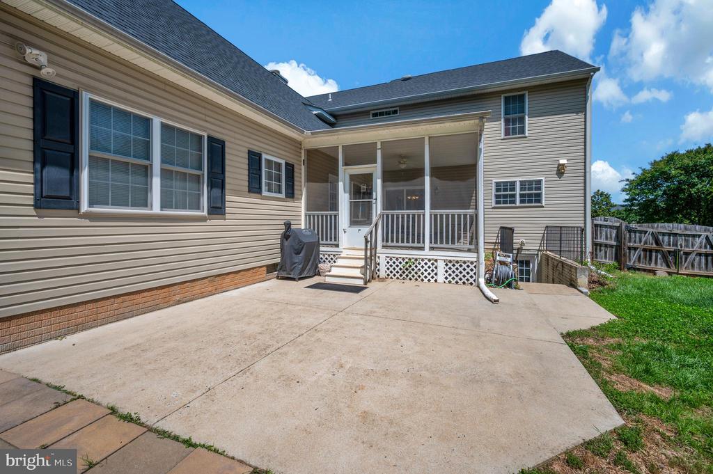 35326 GOSLING LN, LOCUST GROVE, Virginia 22508, 5 Bedrooms Bedrooms, ,4 BathroomsBathrooms,Residential,35326 GOSLING LN,VAOR2009840 MLS # VAOR2009840
