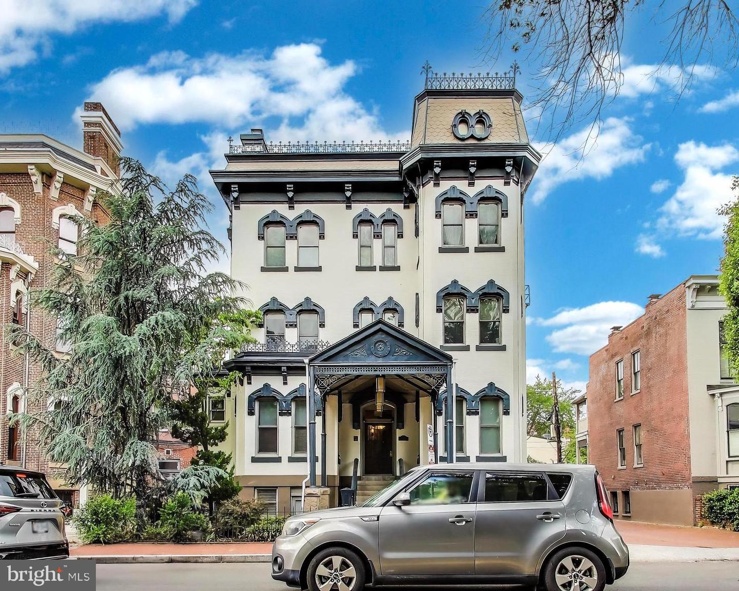 1502 13TH ST NW #1, WASHINGTON, District Of Columbia 20005, 2 Bedrooms Bedrooms, ,1 BathroomBathrooms,Residential,For sale,1502 13TH ST NW #1,DCDC2201952 MLS # DCDC2201952