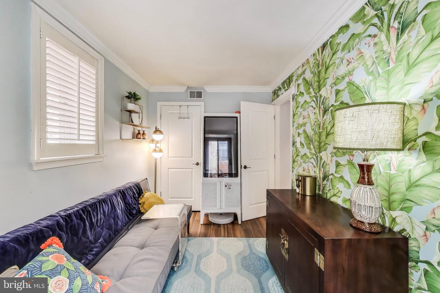 1502 13TH ST NW #1, WASHINGTON, District Of Columbia 20005, 2 Bedrooms Bedrooms, ,1 BathroomBathrooms,Residential,For sale,1502 13TH ST NW #1,DCDC2201952 MLS # DCDC2201952