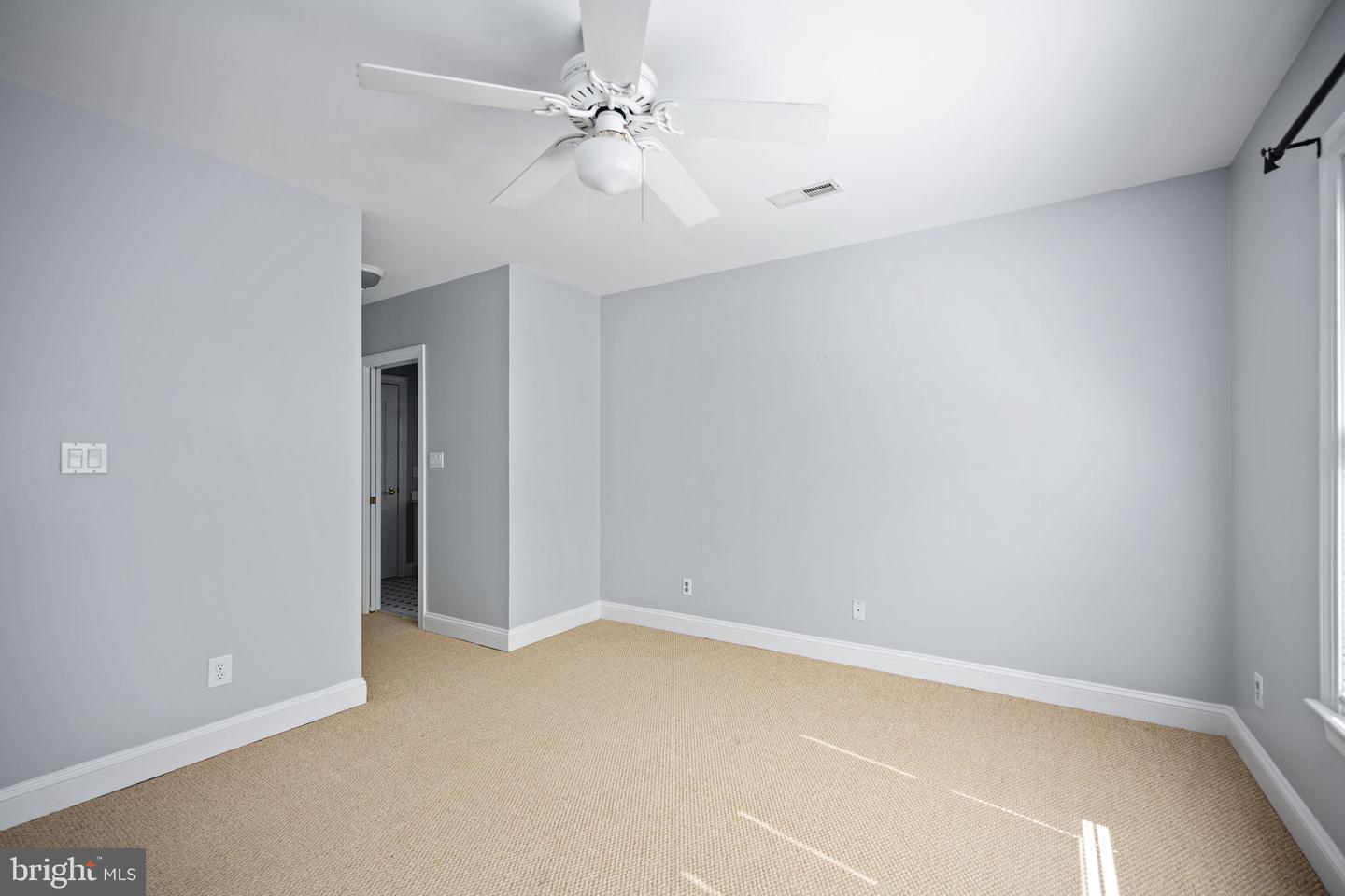 11204 FAWN LAKE PKWY, SPOTSYLVANIA, Virginia 22551, 5 Bedrooms Bedrooms, ,4 BathroomsBathrooms,Residential,For sale,11204 FAWN LAKE PKWY,VASP2033926 MLS # VASP2033926