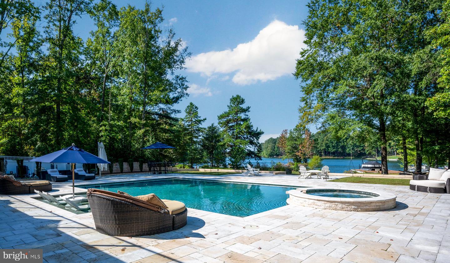 11204 FAWN LAKE PKWY, SPOTSYLVANIA, Virginia 22551, 5 Bedrooms Bedrooms, ,4 BathroomsBathrooms,Residential,For sale,11204 FAWN LAKE PKWY,VASP2033926 MLS # VASP2033926