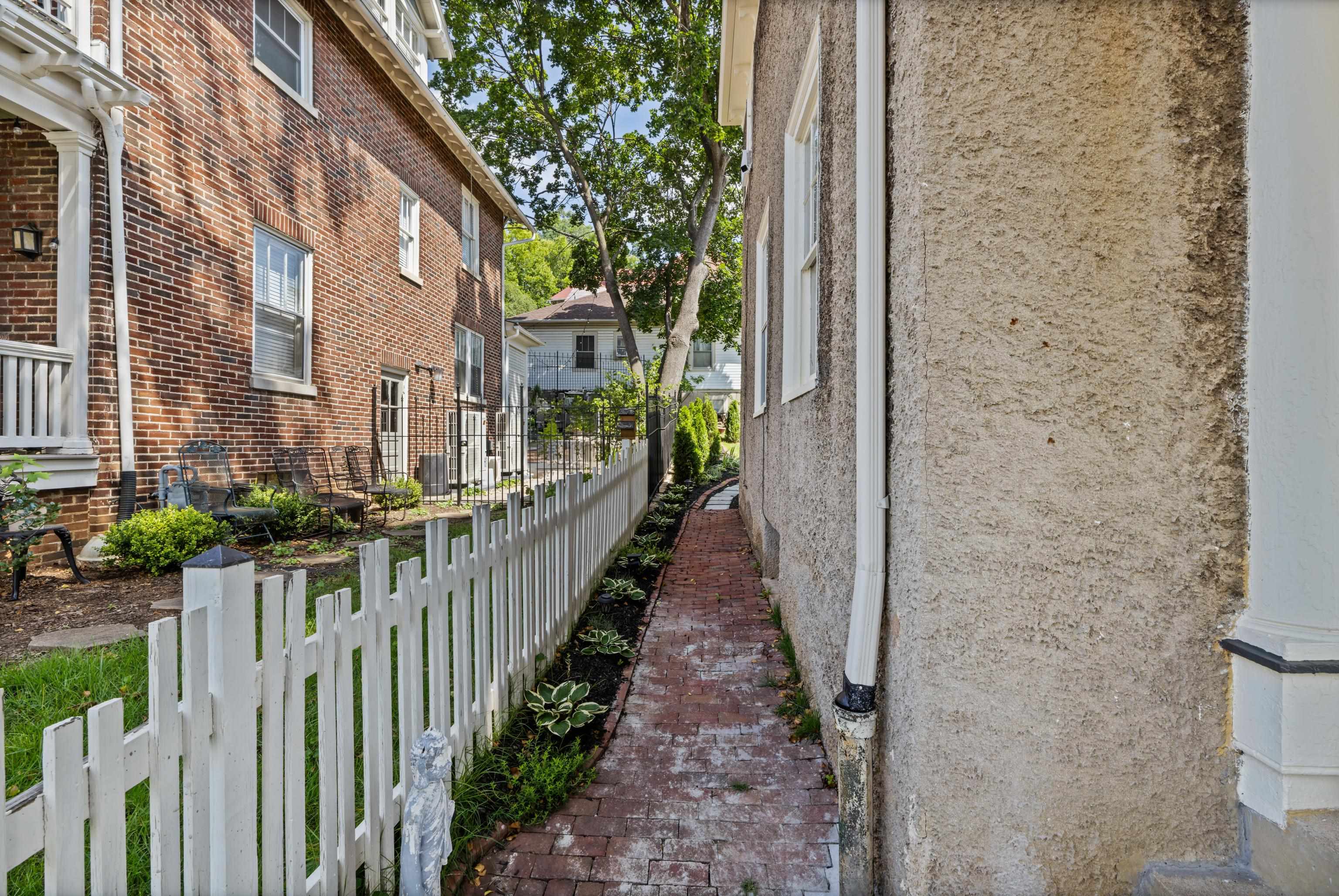 501 W FREDERICK ST, STAUNTON, Virginia 24401, 4 Bedrooms Bedrooms, ,3 BathroomsBathrooms,Residential,Cornerstone House,501 W FREDERICK ST,667182 MLS # 667182