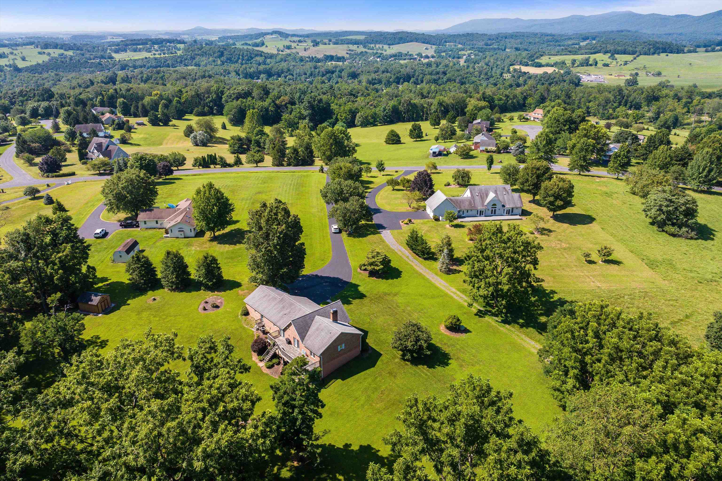 116 TALIAFERRO DR, CHURCHVILLE, Virginia 24421, 3 Bedrooms Bedrooms, ,3 BathroomsBathrooms,Residential,116 TALIAFERRO DR,667311 MLS # 667311