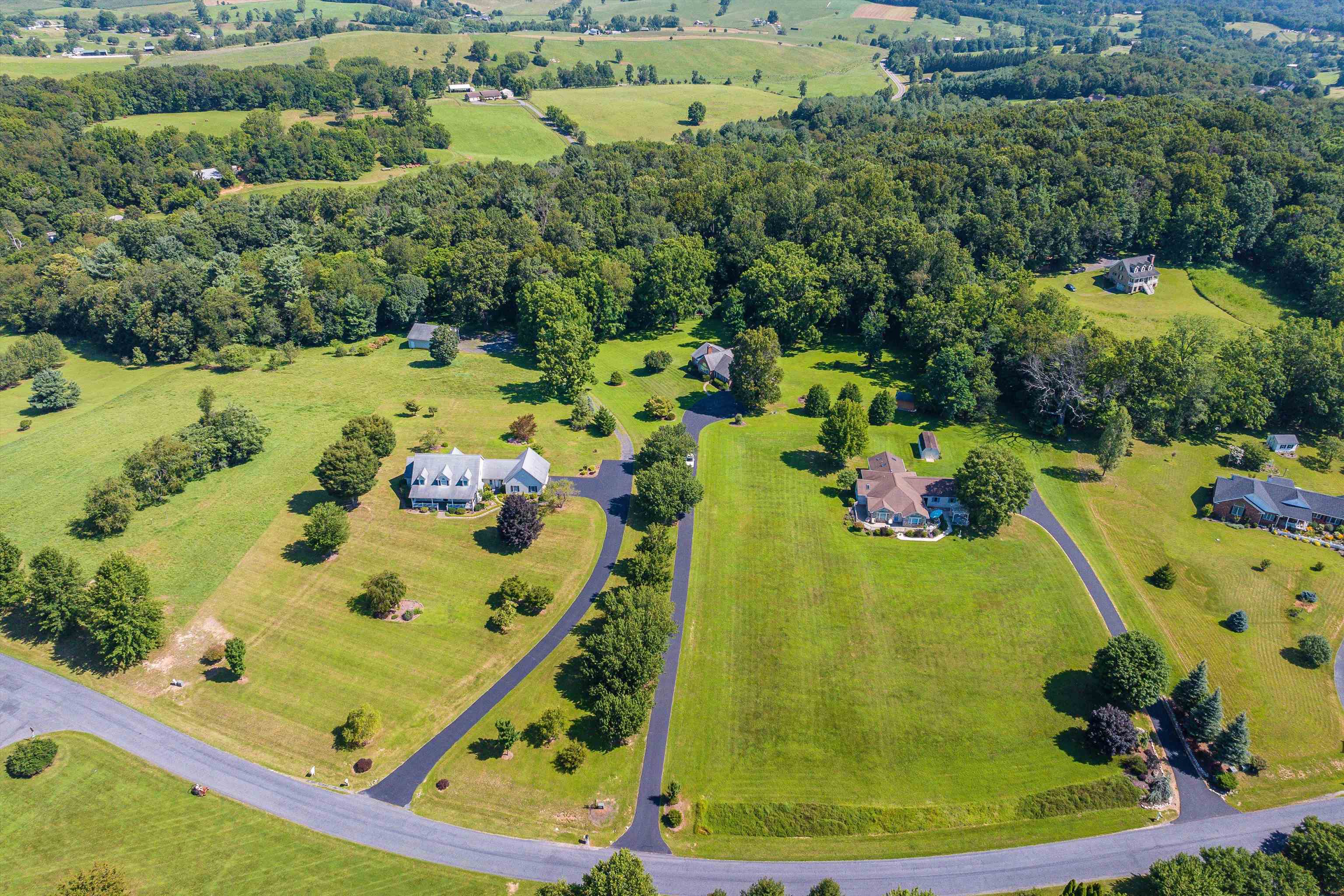 116 TALIAFERRO DR, CHURCHVILLE, Virginia 24421, 3 Bedrooms Bedrooms, ,3 BathroomsBathrooms,Residential,116 TALIAFERRO DR,667311 MLS # 667311