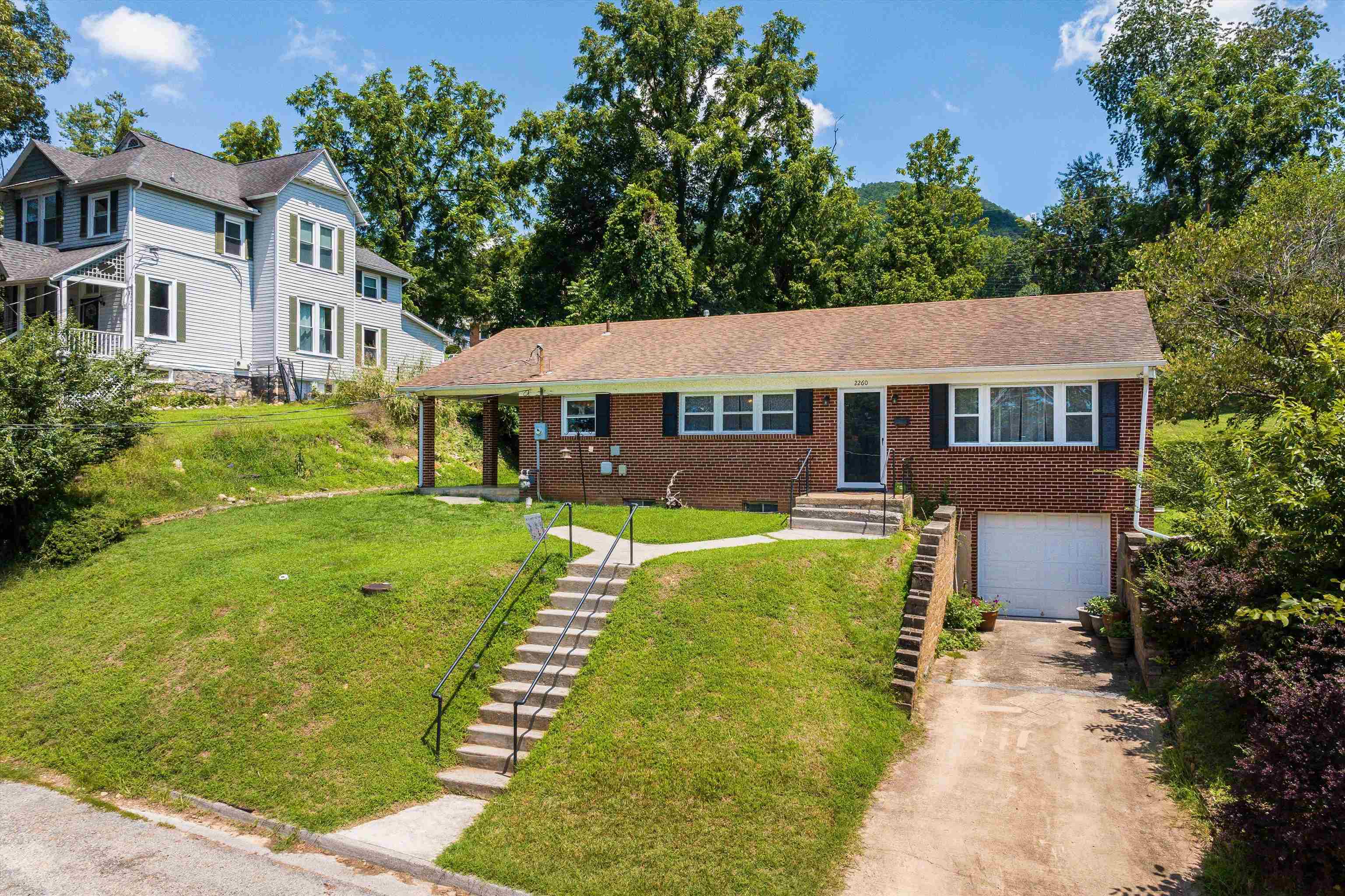 2260 PINE AVE, BUENA VISTA, Virginia 24416, 3 Bedrooms Bedrooms, ,1 BathroomBathrooms,Residential,2260 PINE AVE,667321 MLS # 667321