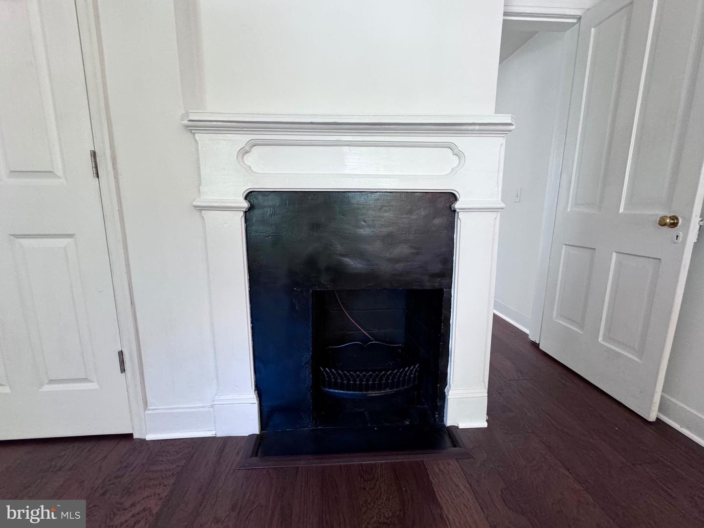210 GIBBON ST, ALEXANDRIA, Virginia 22314, 2 Bedrooms Bedrooms, ,1 BathroomBathrooms,Residential,For sale,210 GIBBON ST,VAAX2047280 MLS # VAAX2047280