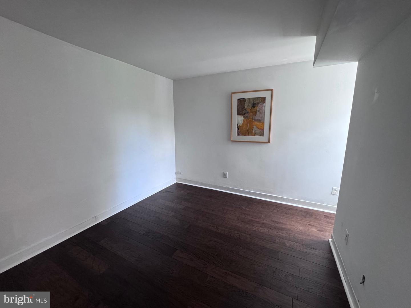210 GIBBON ST, ALEXANDRIA, Virginia 22314, 2 Bedrooms Bedrooms, ,1 BathroomBathrooms,Residential,For sale,210 GIBBON ST,VAAX2047280 MLS # VAAX2047280