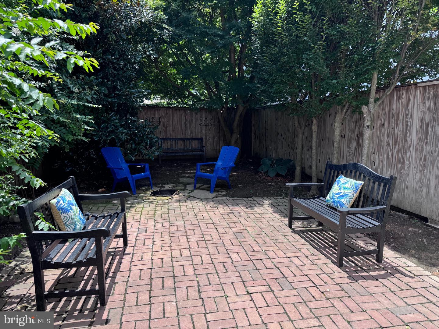 210 GIBBON ST, ALEXANDRIA, Virginia 22314, 2 Bedrooms Bedrooms, ,1 BathroomBathrooms,Residential,For sale,210 GIBBON ST,VAAX2047280 MLS # VAAX2047280