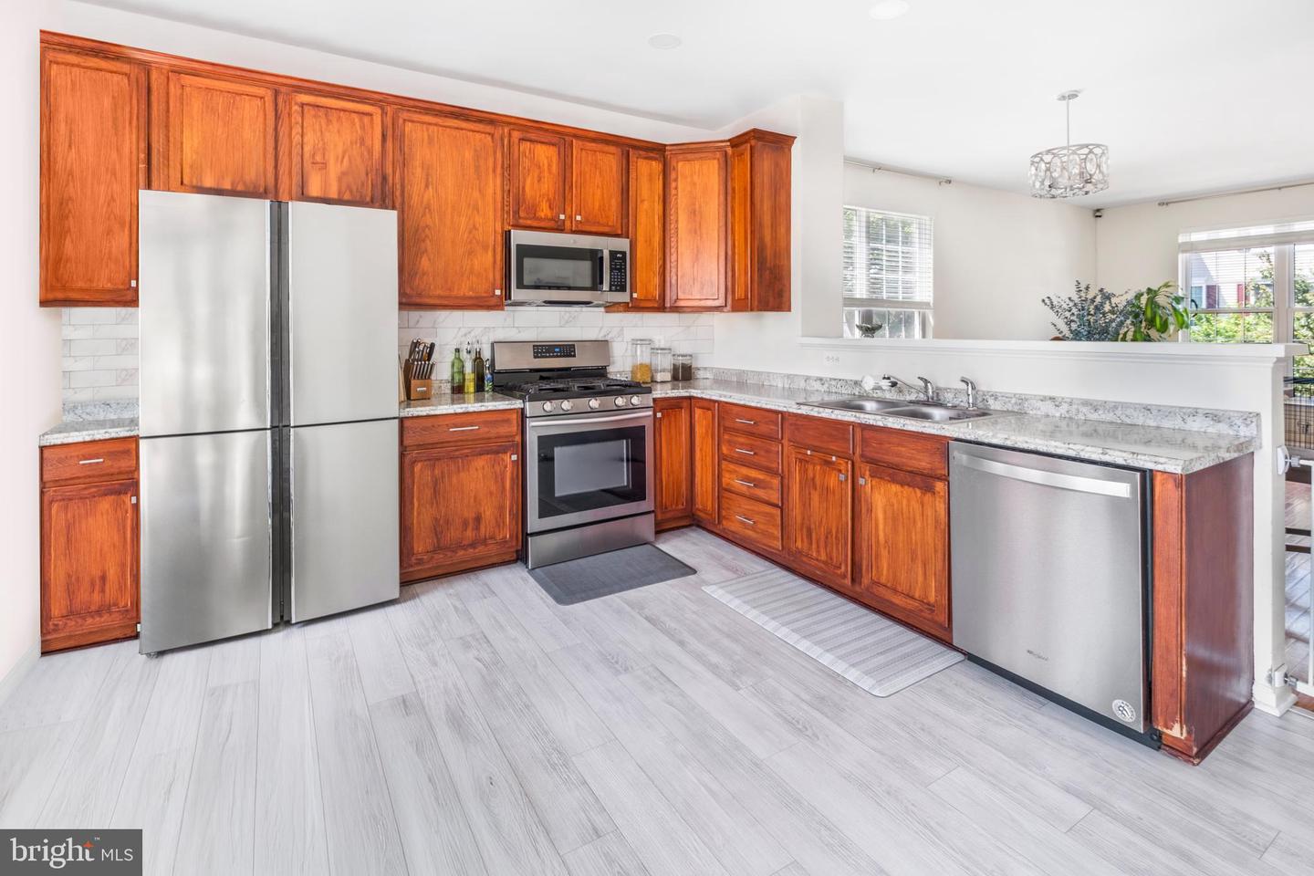 42915 MCCOMAS TER, CHANTILLY, Virginia 20152, 4 Bedrooms Bedrooms, ,2 BathroomsBathrooms,Residential,For sale,42915 MCCOMAS TER,VALO2101548 MLS # VALO2101548