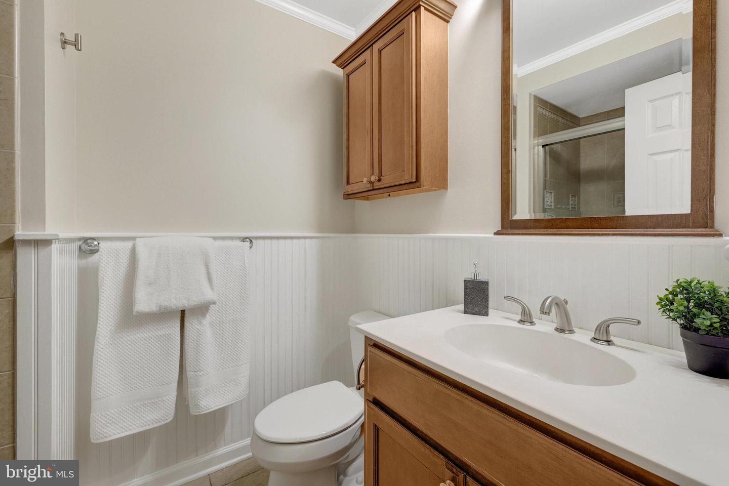 9513 SCARAB ST, VIENNA, Virginia 22182, 5 Bedrooms Bedrooms, ,3 BathroomsBathrooms,Residential,For sale,9513 SCARAB ST,VAFX2254410 MLS # VAFX2254410