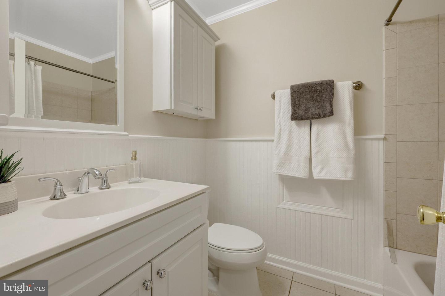 9513 SCARAB ST, VIENNA, Virginia 22182, 5 Bedrooms Bedrooms, ,3 BathroomsBathrooms,Residential,For sale,9513 SCARAB ST,VAFX2254410 MLS # VAFX2254410