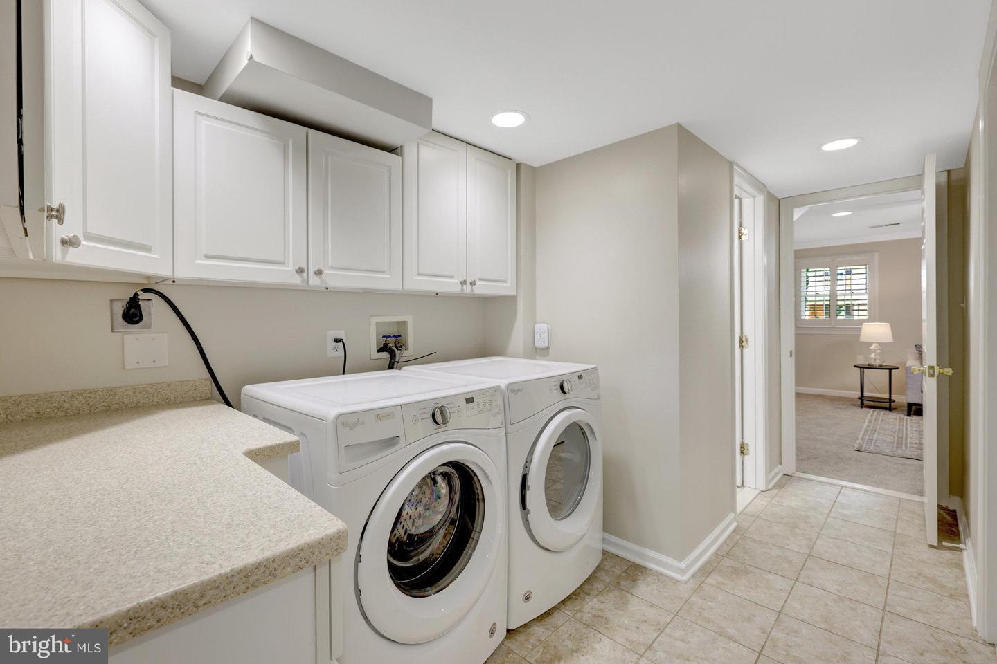 9513 SCARAB ST, VIENNA, Virginia 22182, 5 Bedrooms Bedrooms, ,3 BathroomsBathrooms,Residential,For sale,9513 SCARAB ST,VAFX2254410 MLS # VAFX2254410