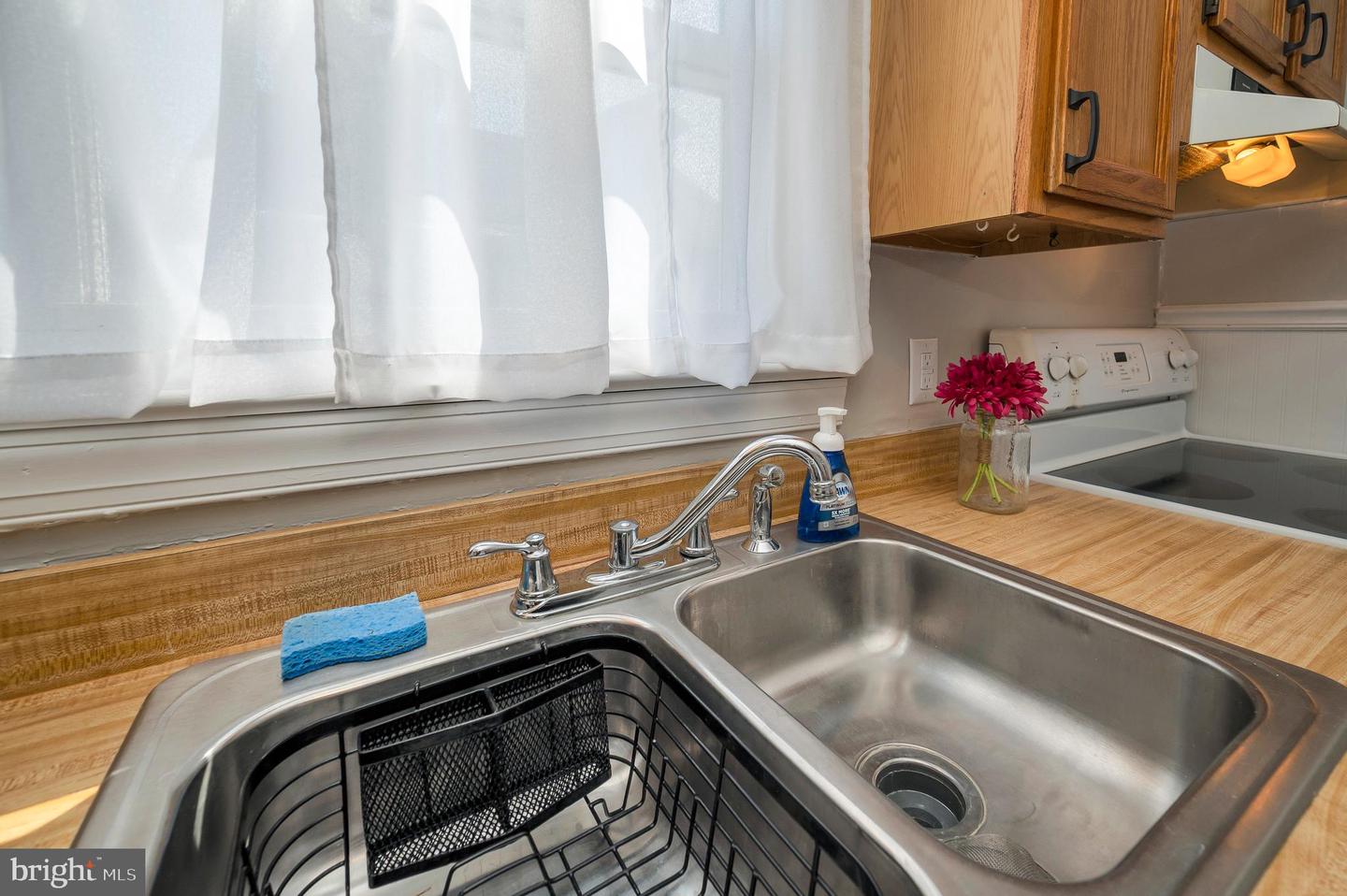 411 PRATT ST, FREDERICKSBURG, Virginia 22405, 2 Bedrooms Bedrooms, ,1 BathroomBathrooms,Residential,For sale,411 PRATT ST,VAST2040644 MLS # VAST2040644