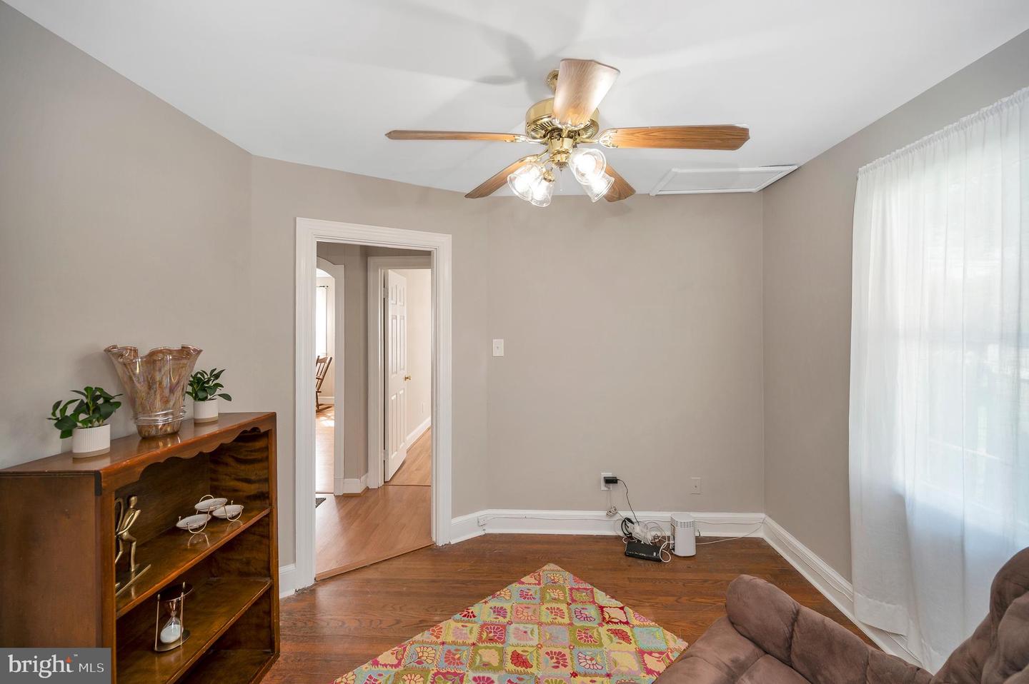 411 PRATT ST, FREDERICKSBURG, Virginia 22405, 2 Bedrooms Bedrooms, ,1 BathroomBathrooms,Residential,For sale,411 PRATT ST,VAST2040644 MLS # VAST2040644