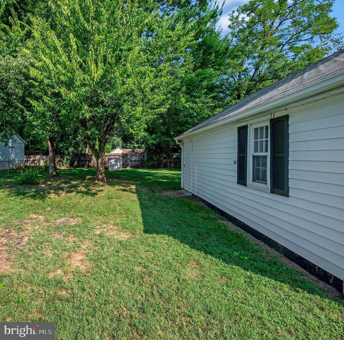 411 PRATT ST, FREDERICKSBURG, Virginia 22405, 2 Bedrooms Bedrooms, ,1 BathroomBathrooms,Residential,For sale,411 PRATT ST,VAST2040644 MLS # VAST2040644