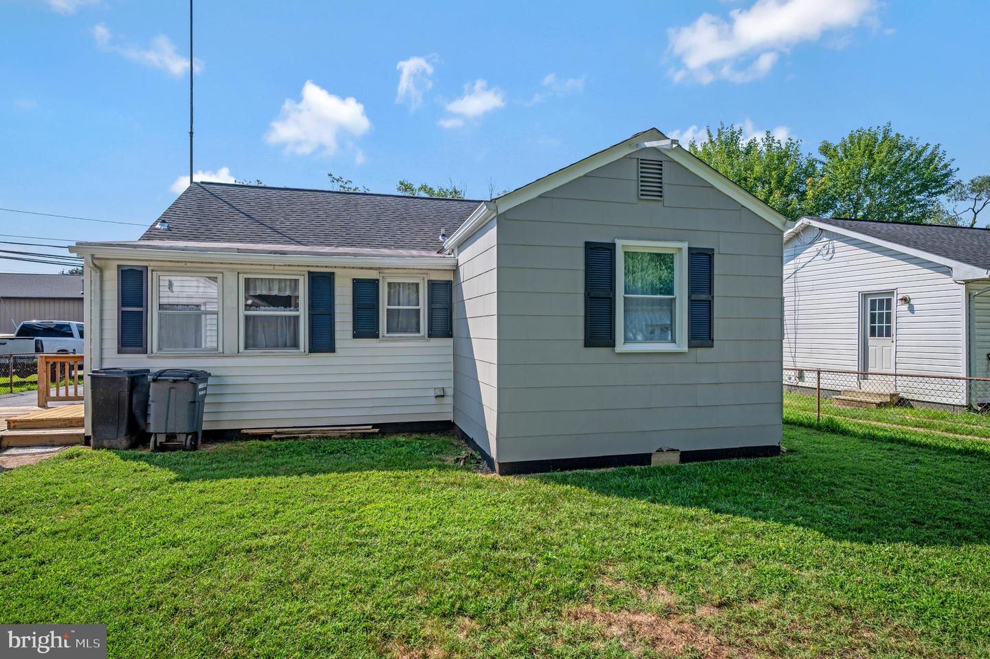 411 PRATT ST, FREDERICKSBURG, Virginia 22405, 2 Bedrooms Bedrooms, ,1 BathroomBathrooms,Residential,For sale,411 PRATT ST,VAST2040644 MLS # VAST2040644