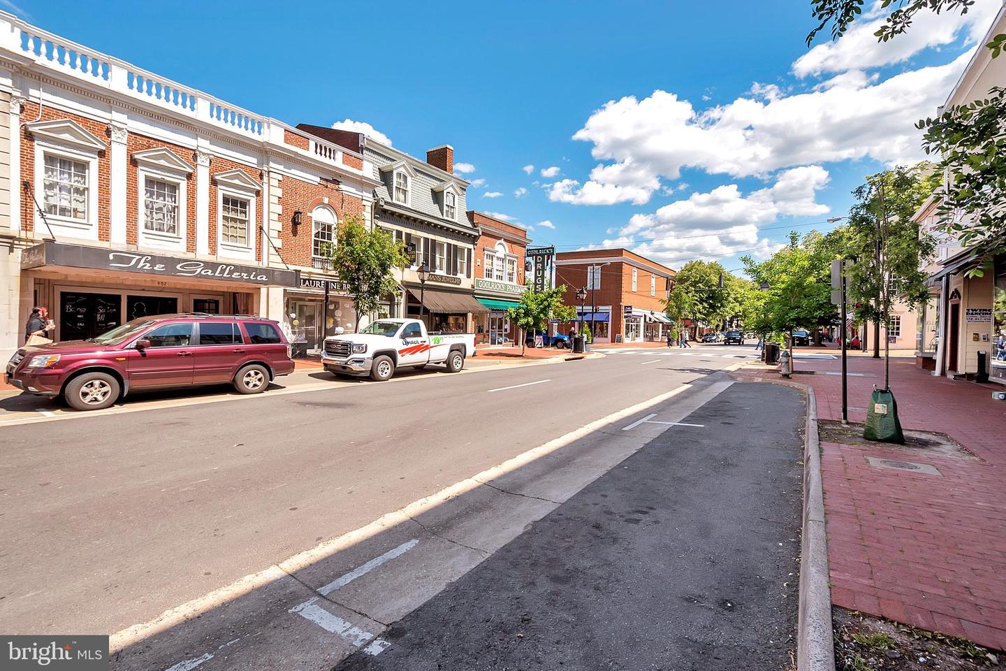 411 PRATT ST, FREDERICKSBURG, Virginia 22405, 2 Bedrooms Bedrooms, ,1 BathroomBathrooms,Residential,For sale,411 PRATT ST,VAST2040644 MLS # VAST2040644